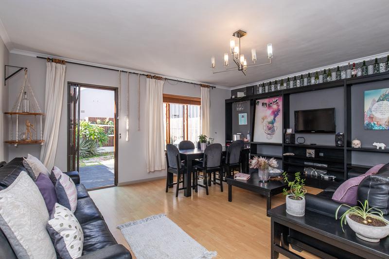3 Bedroom Property for Sale in Diep River Western Cape